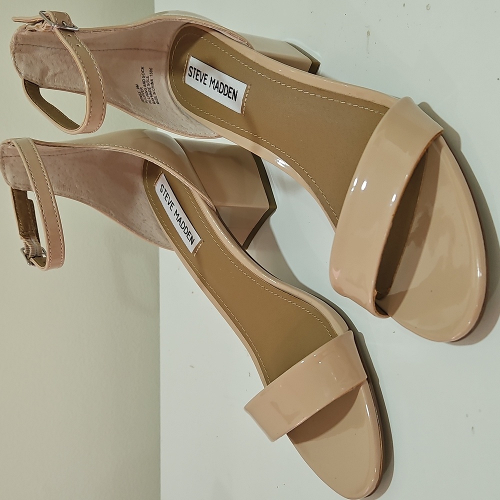 Steve Madden Irenee Blush Patent Leather Block Heel Sandals | Size 9
